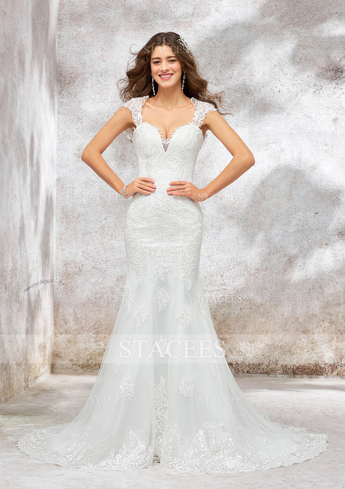 Trumpet/Mermaid Sweetheart Sleeveless Court Train Lace Satin Wedding Dress - Wedding Dresses
