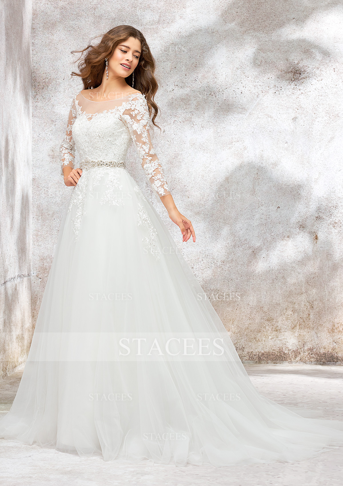 Ball Gown Illusion Neck Full/Long Sleeve Chapel Train Tulle Wedding Dress With Waistband Lace Beading Appliques
