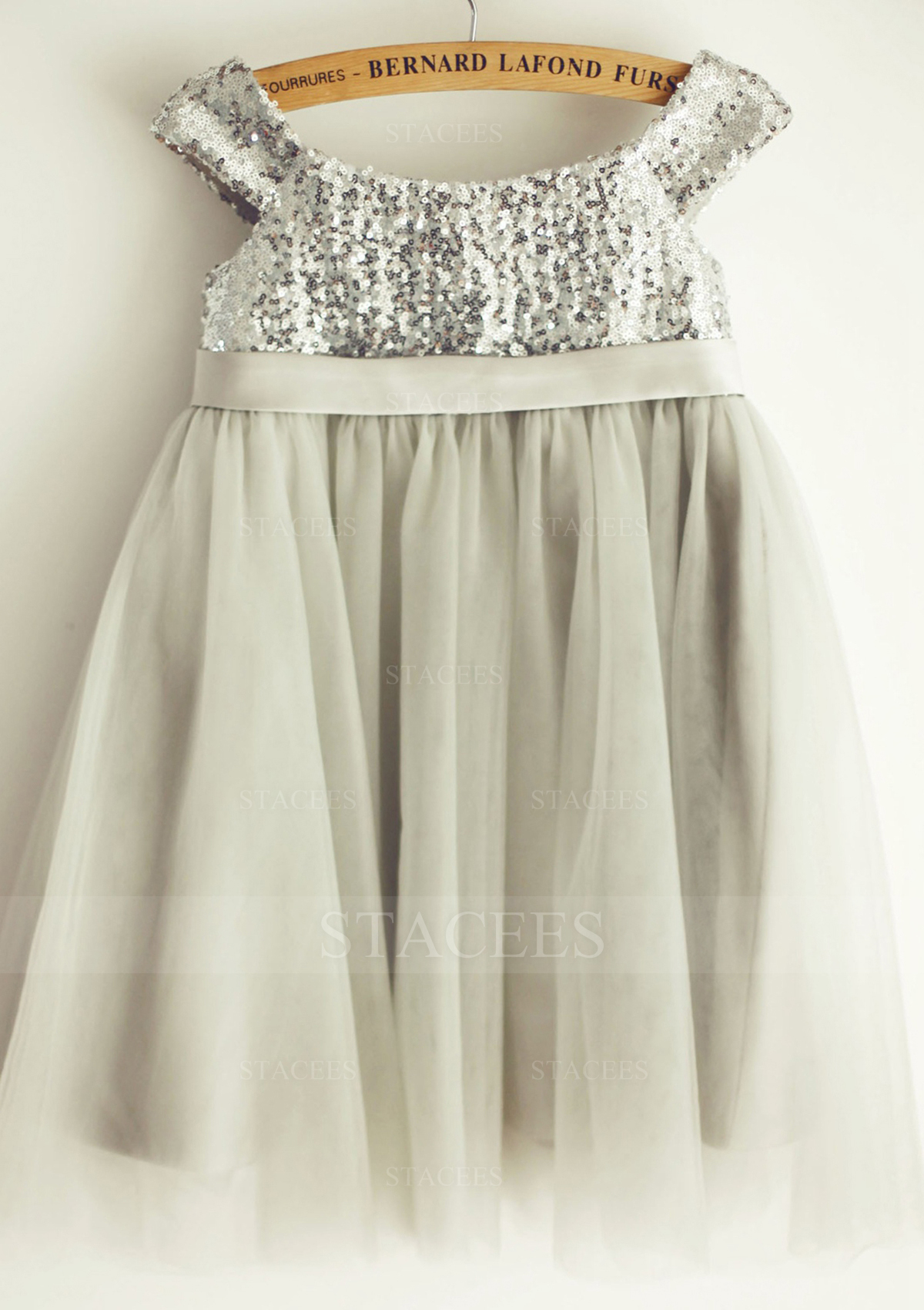 Vestido línea a/princesa escote redondo tul lentejuelas hasta la rodilla vestido de pajecitas