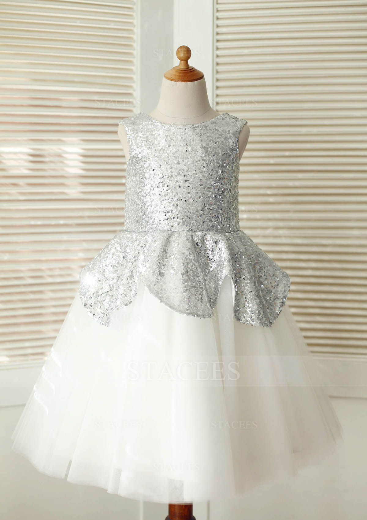 White Beautiful Princess Sequined Bodice Tulle Flower Girl Dress Knee-Length - STACEES