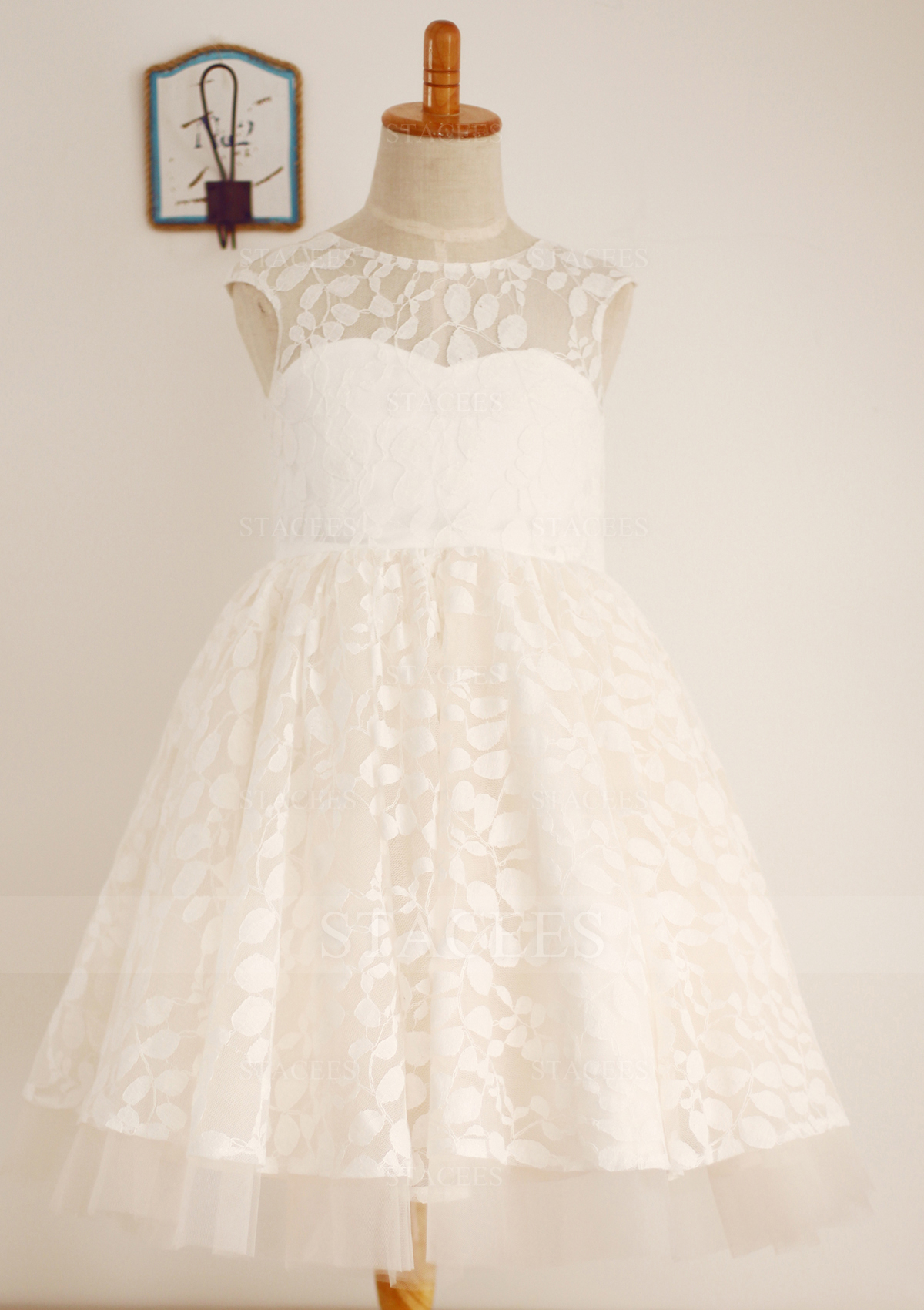 A-line/Princess Scoop Neck Tea-Length Lace Flower Girl Dress