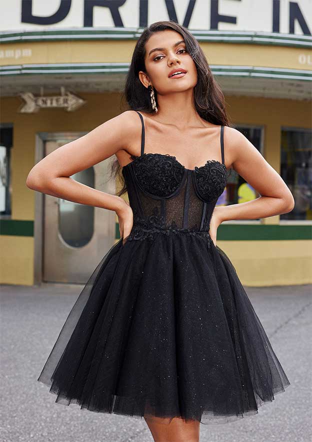 A-line Sweetheart Sleeveless Short/Mini Tulle Homecoming Dress with Appliqued Glitter