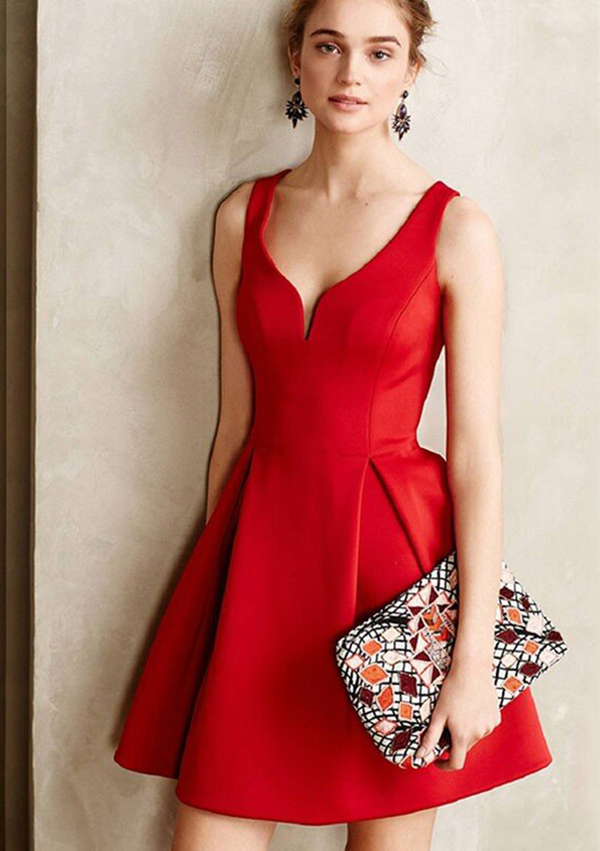 Red Pretty A-line V Neck Short/Mini Satin Homecoming Dress - STACEES
