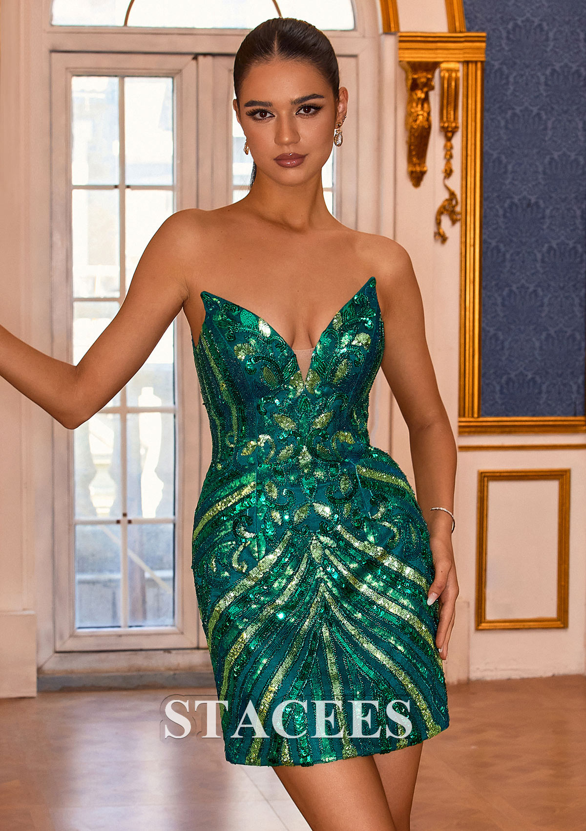 Verde Oscuro Tubo escote en v lentejuelas corto/mini vestido para homecoming - STACEES
