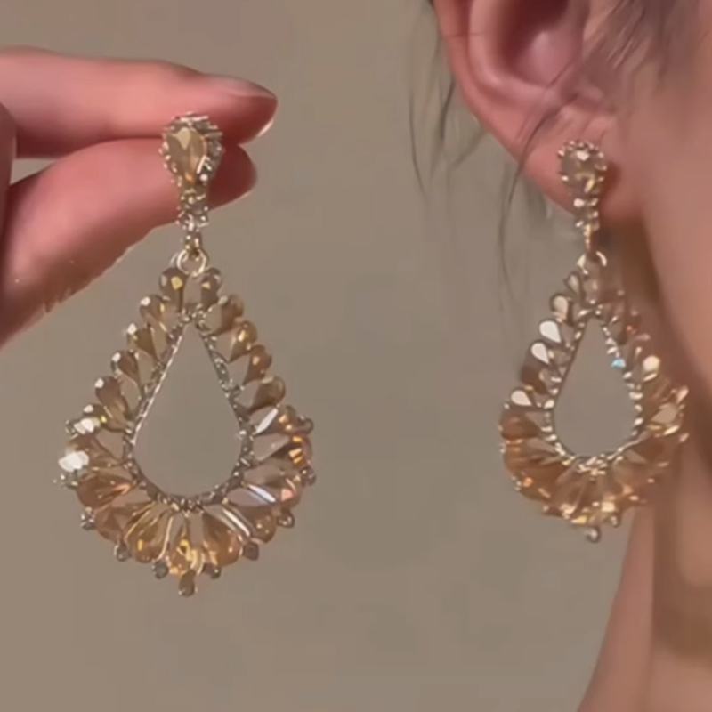 Attractive Charming Ladies' Alloy Earrings