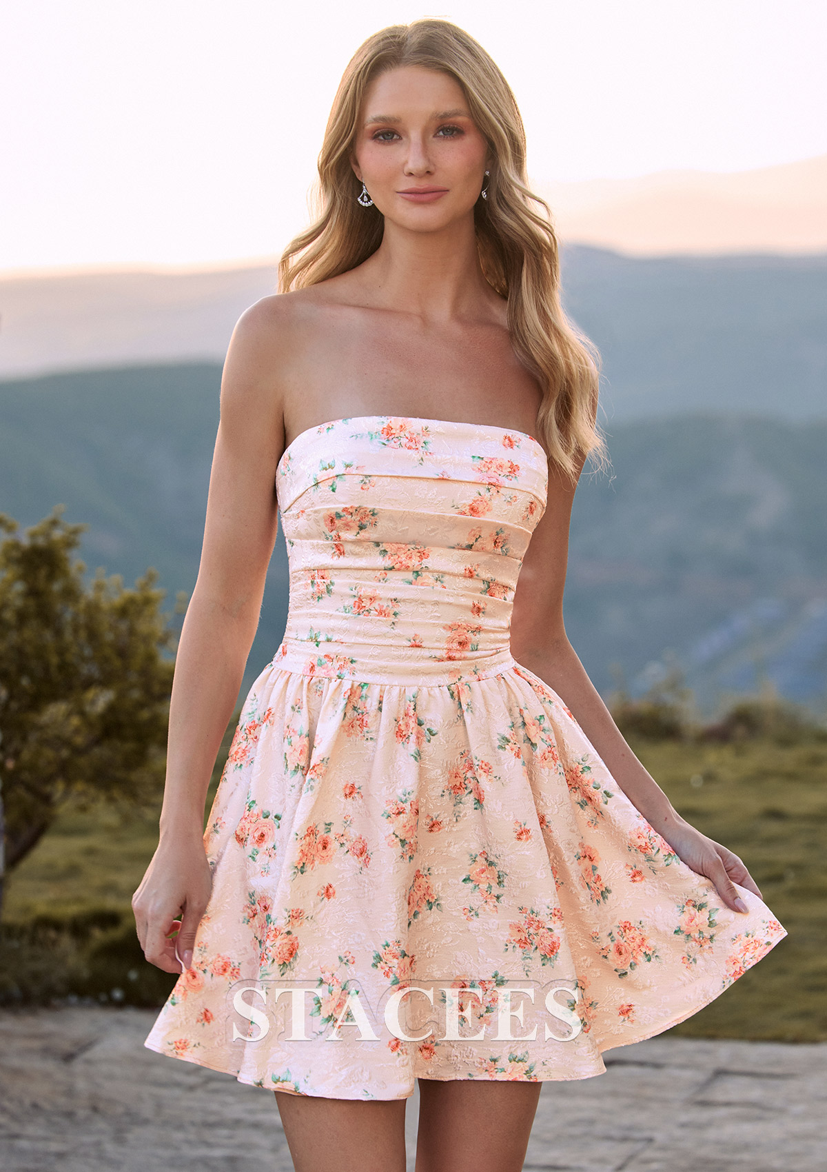 Comme Image Trapèze encolure carré jacquard courte/mini robe de fête de la rentré avec noeud papillon plissé - STACEES