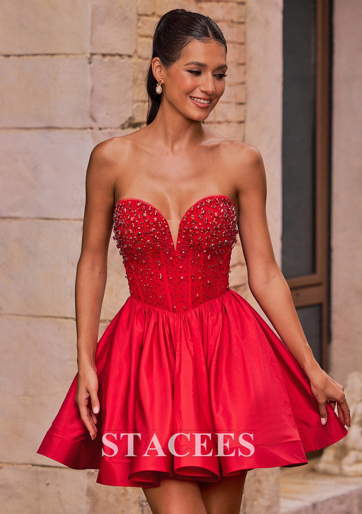Rouge Robe trapèze cache coeur taffetas courte/mini robe de fête de la rentrée avec perles plissé - STACEES