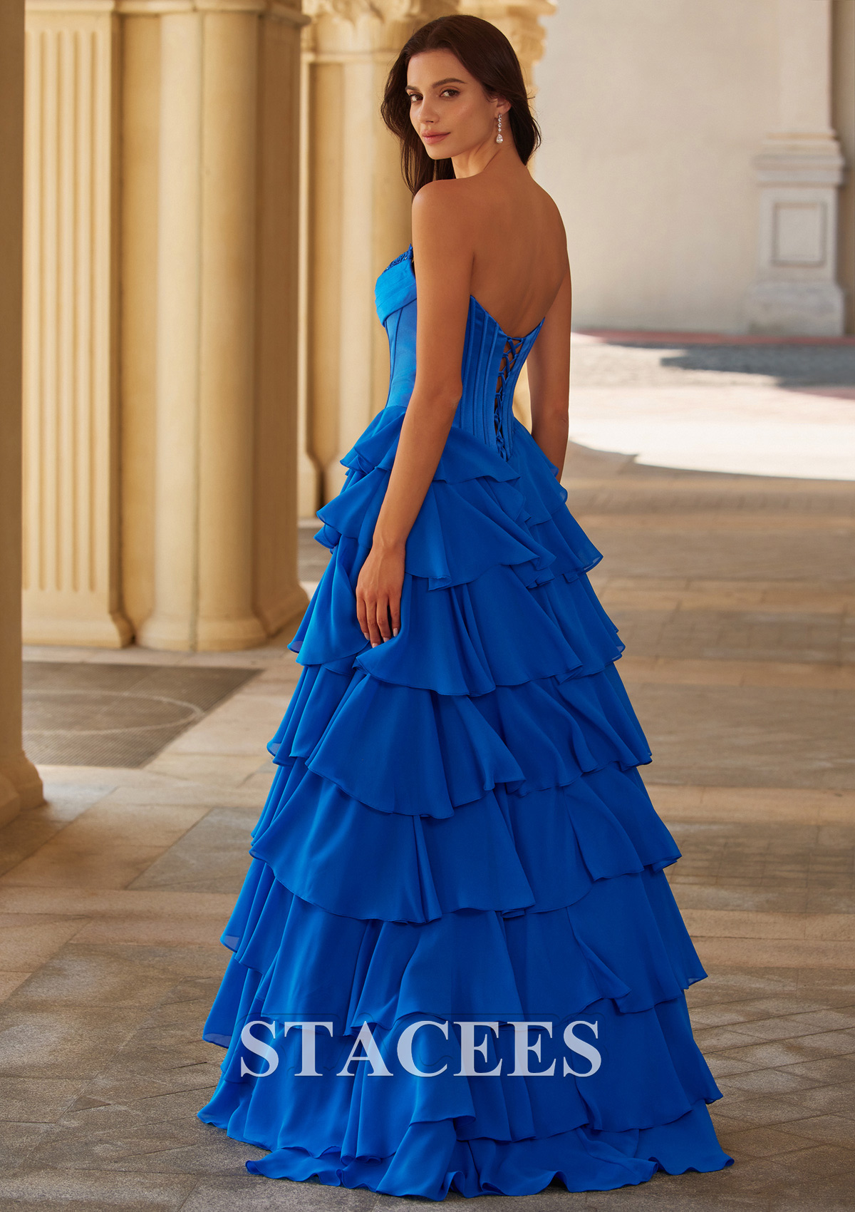 Bleu Royal Trapèze col bénitier mousseline longueur ras du sol robe de bal avec volants paillettes - STACEES