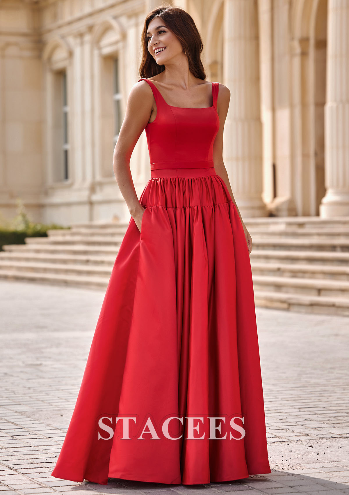 Rouge Trapèze carrée satin ras du sol robe de bal avec ceinture  - STACEES