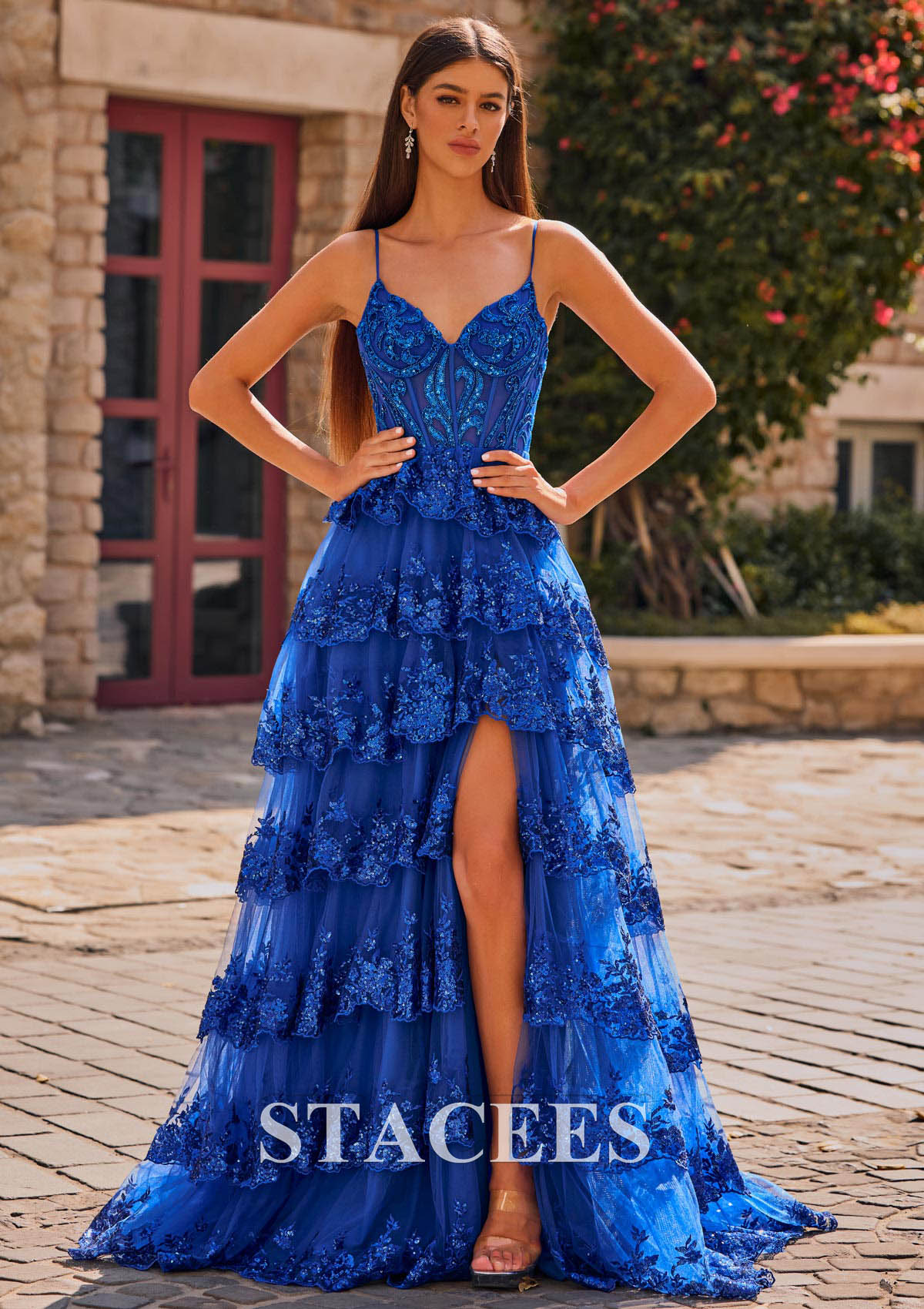 Bleu Royal Trapèze col en v tulle traîne balayage robe de bal avec volants - STACEES