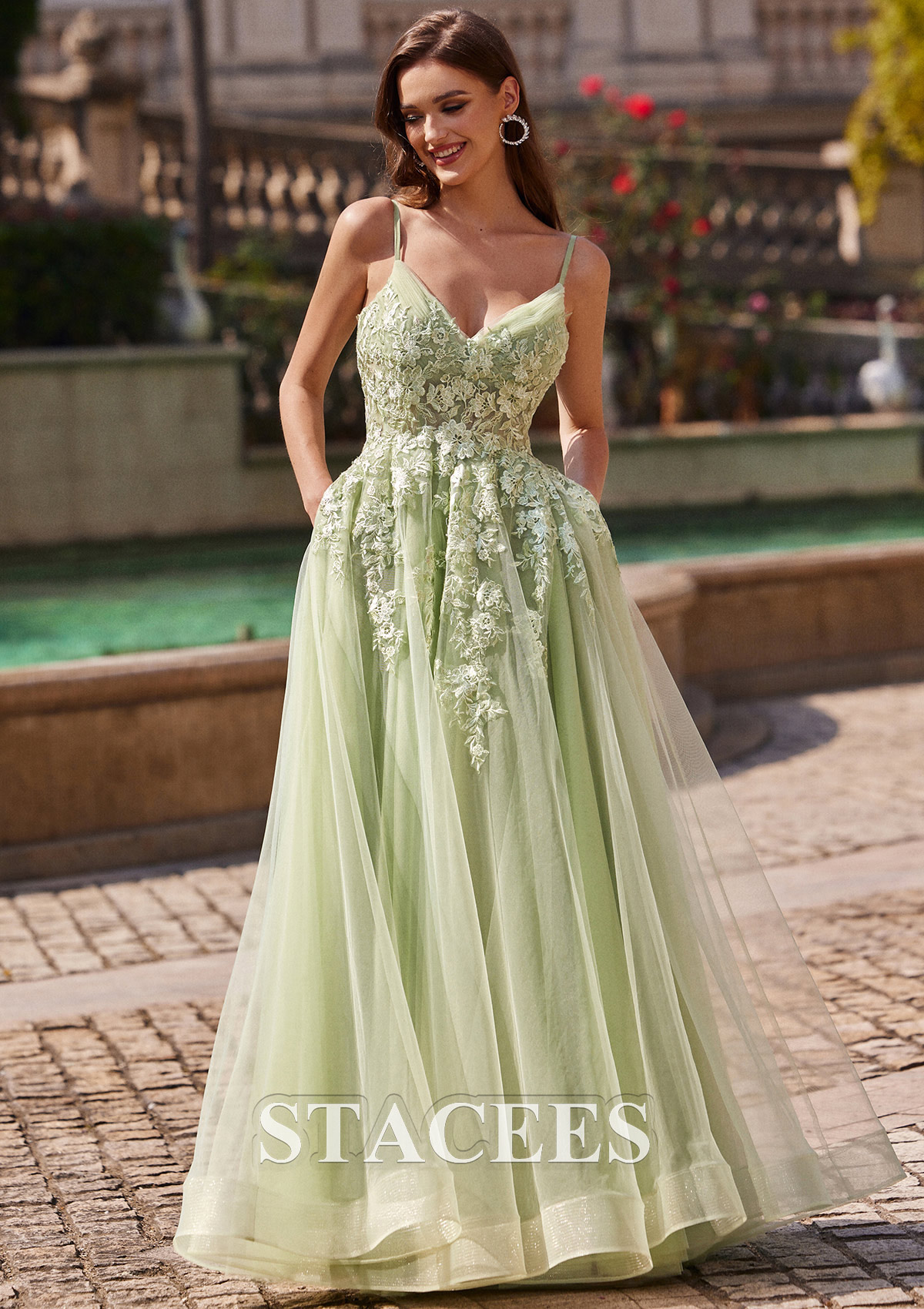 Sauge Trapèze col en v tulle ras du sol robe de bal - STACEES