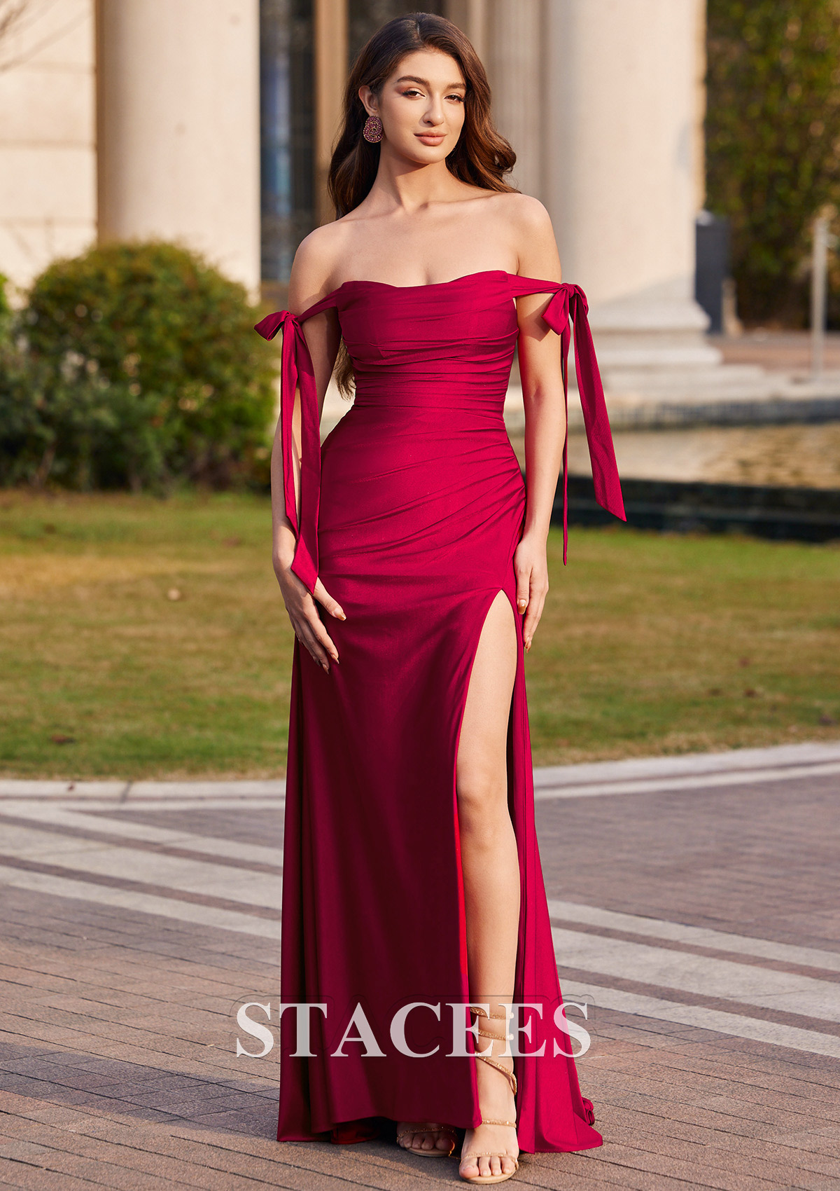 Burgundy Cubierta hombros descubiertos jersey barrer tren vestido de graduación - STACEES