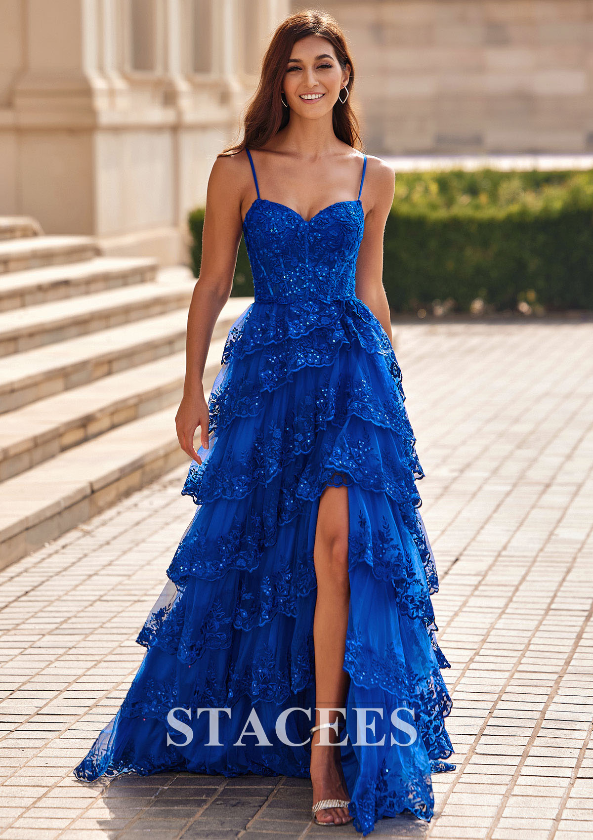 Ocean Blue Vestido línea a escote en v tul cepillo tren vestido de graduación - STACEES