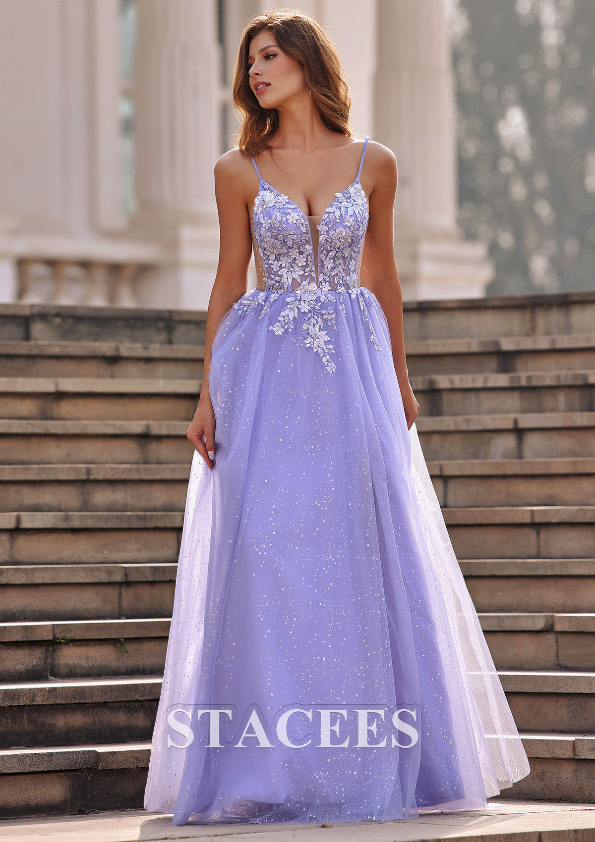 Lavande Trapèze col en v tulle traîne balayage robe de bal - STACEES