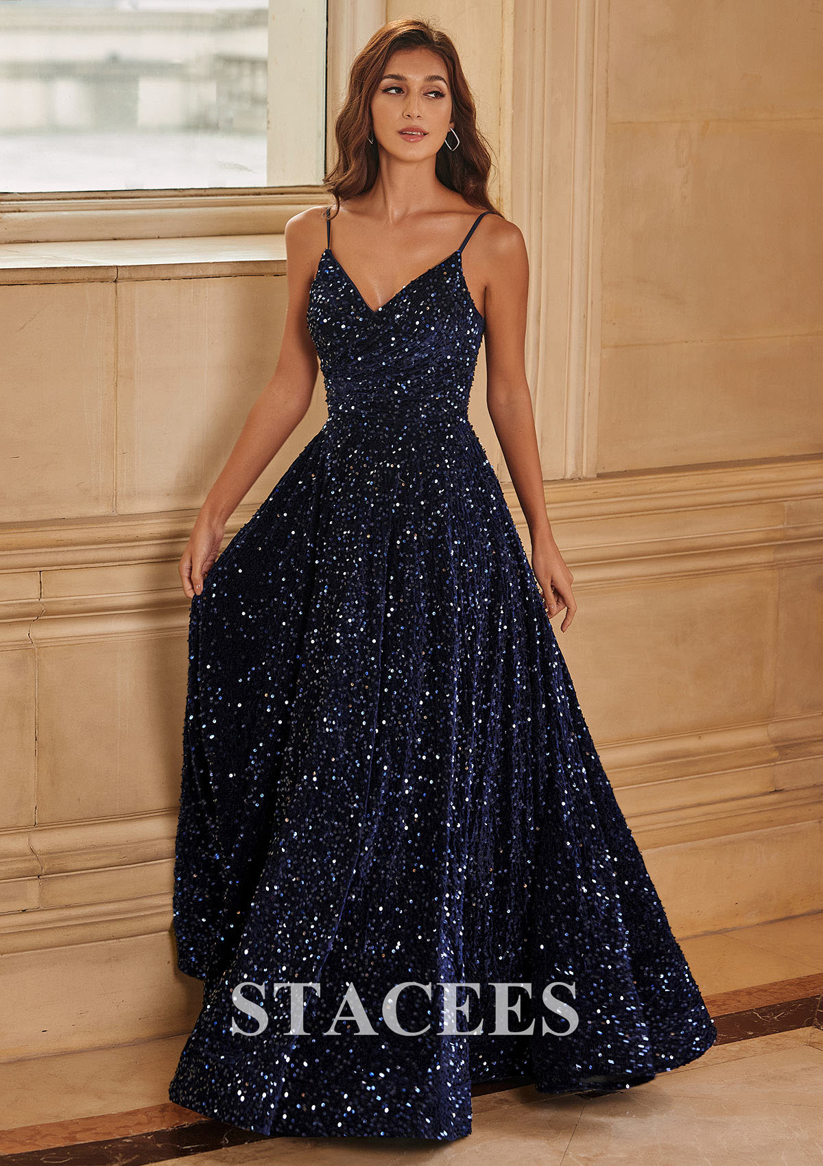 Azul Marino Oscuro Vestido línea a escote en v lentejuelas de terciopelo hasta el suelo vestido de graduación - STACEES