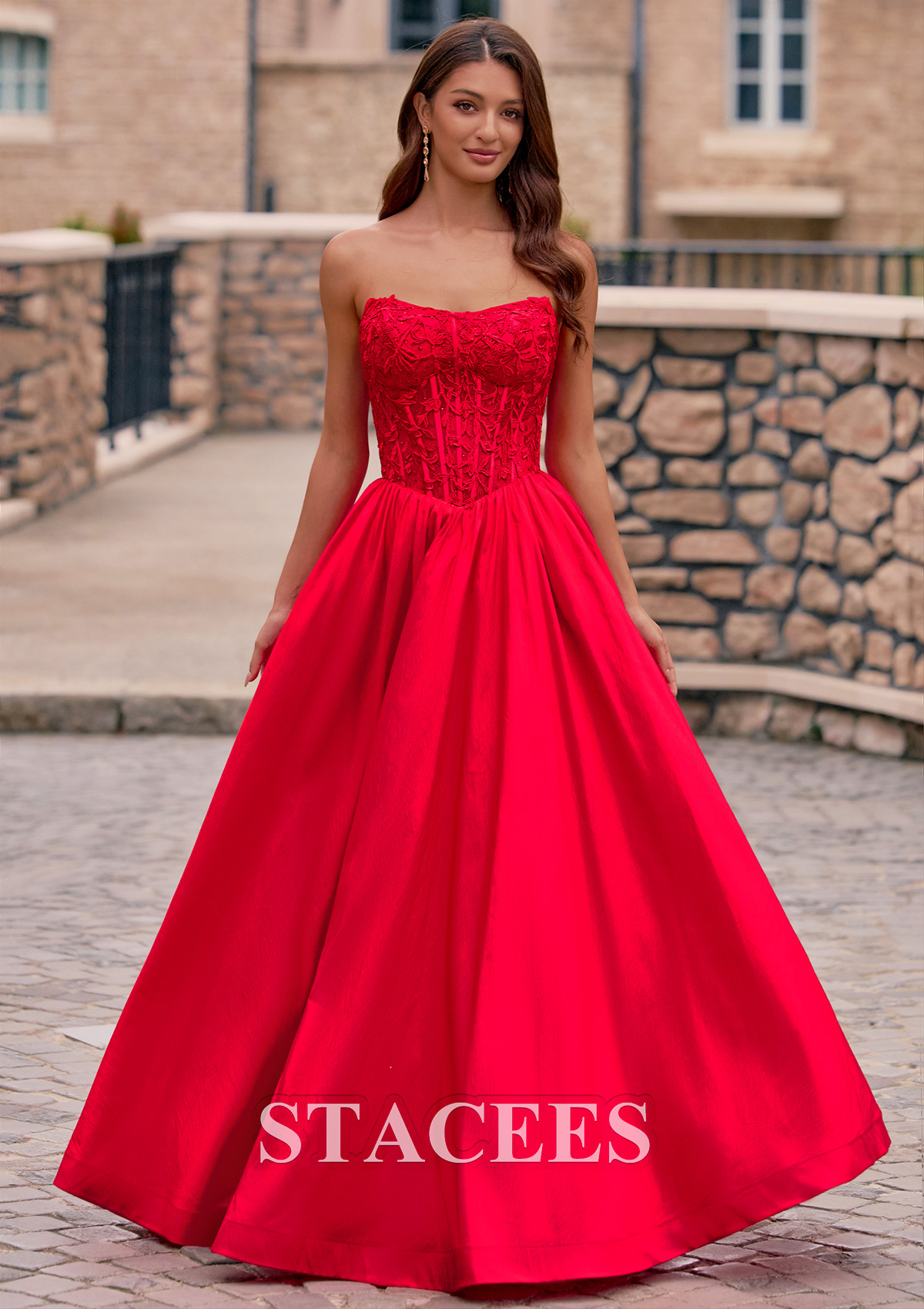 Rouge Trapèze carrée taffetas longueur ras du sol robe de bal avec perles poches - STACEES